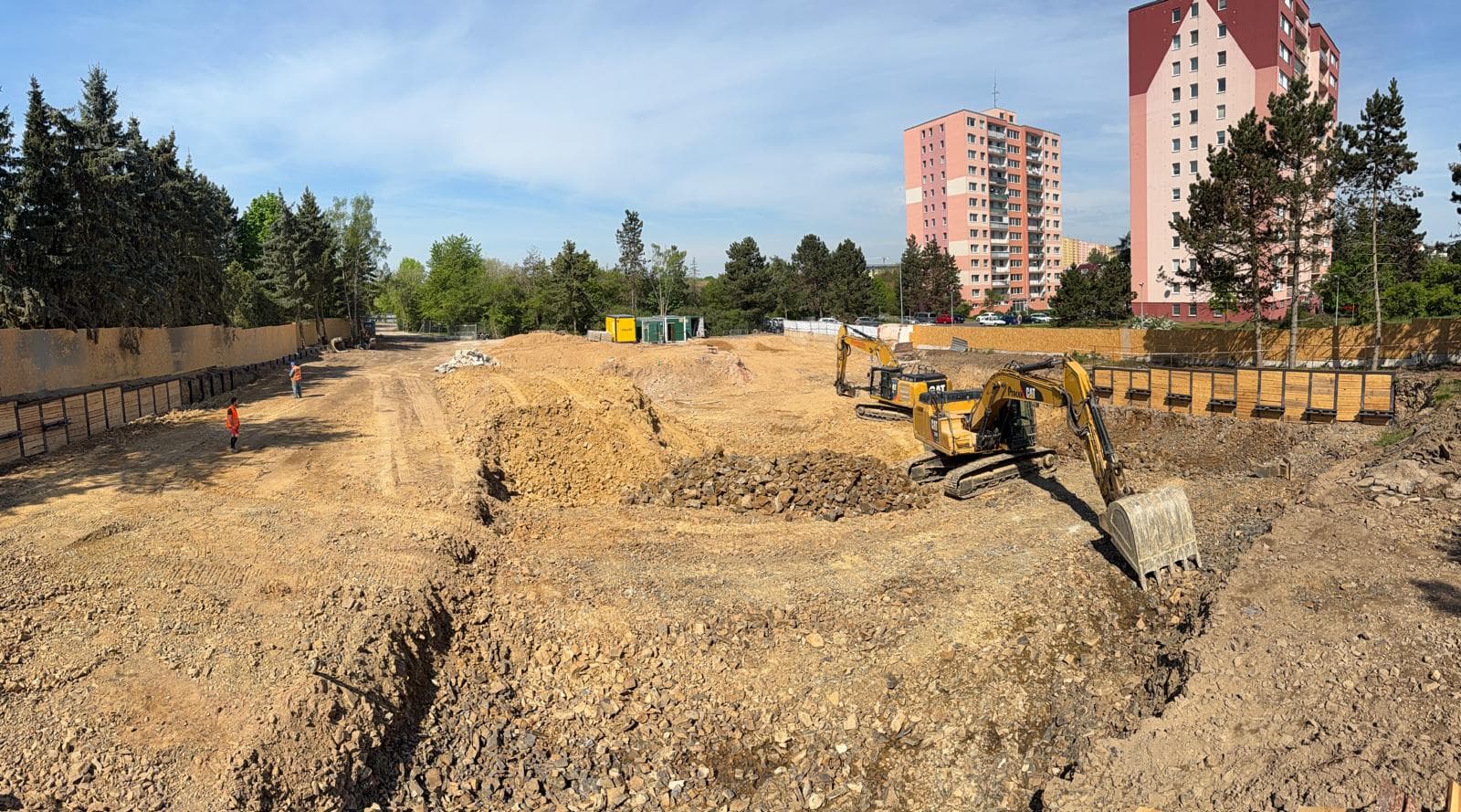 Na pozemku projektu Horizont Kamýk probíhají zemní a výkopové práce